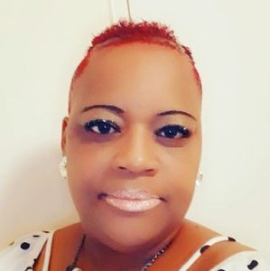 Meet your Posher, Claudette